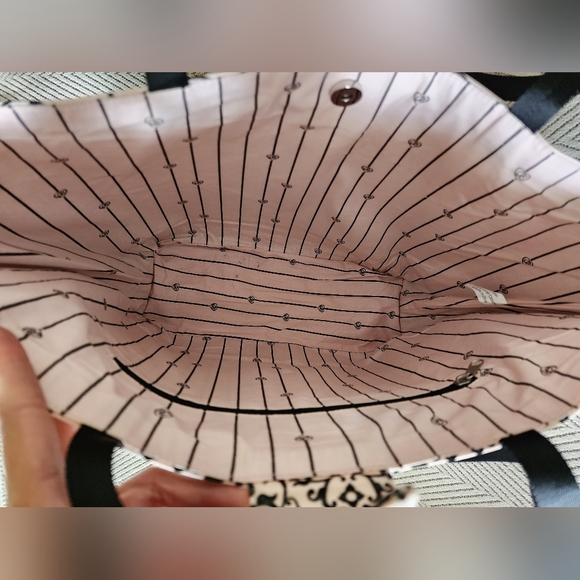 NWOT Brighton Multicolor Coated Canvas Large Tote - Picture 3 of 7